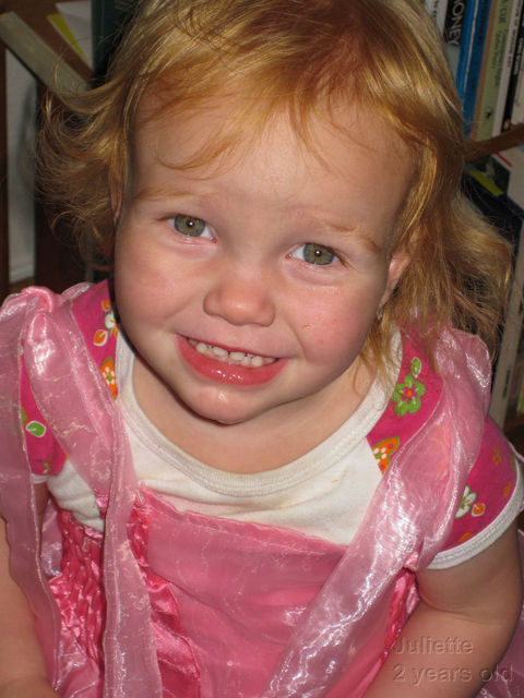 Juliette_2008_10_08_001.jpg