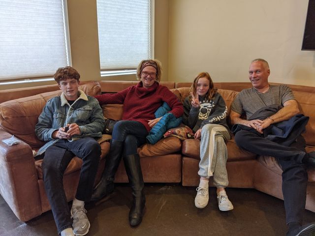 family_2019_12_13_003.jpg