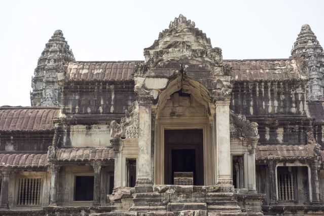 Angkor_Wat_2016_03_12_018.jpg
