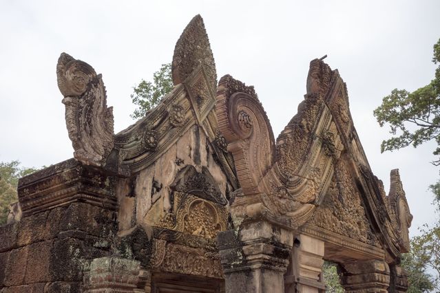 Banteay_Srei_2016_03_12_027.jpg