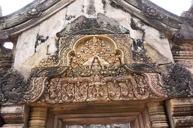 Banteay_Srei_2016_03_12_029.jpg