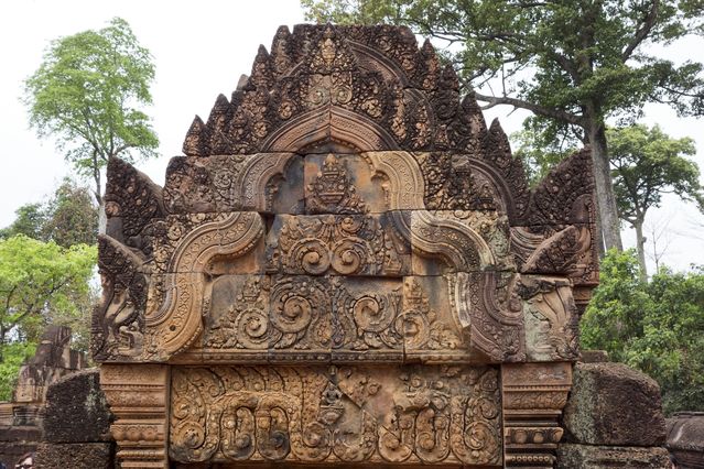 Banteay_Srei_2016_03_12_031.jpg