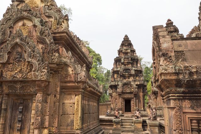 Banteay_Srei_2016_03_12_050.jpg