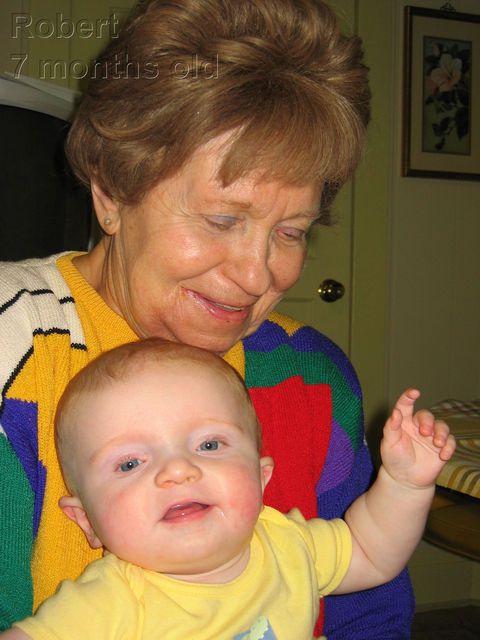 Robert_(7_months)_-_0007~0.JPG
