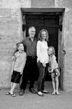 family_2015_01_31_5I3A7552_BW.jpg